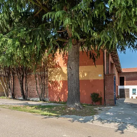 Cascina Abelloni Lantställe Diano dʼAlba