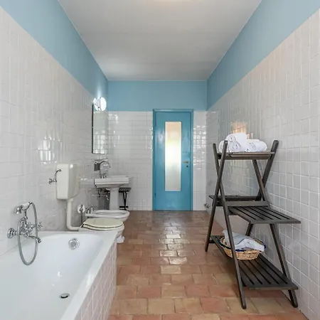 Cascina Abelloni Lantställe Diano dʼAlba