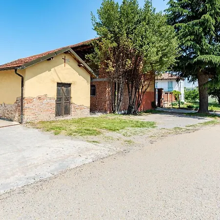 Cascina Abelloni Летний дом Диано-д'Альба
